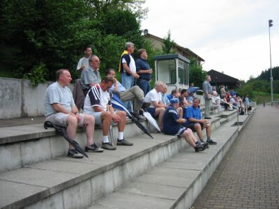 Blaue all over the world - sogar in Hahn