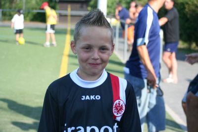 Kicking Eintracht Frankfurt U 23
