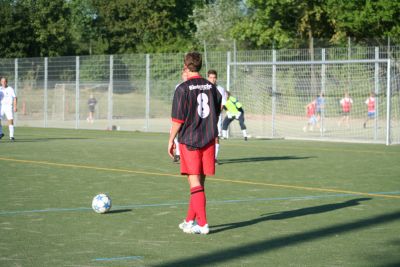 Kicking Eintracht Frankfurt U 23