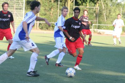 Kicking Eintracht Frankfurt U 23