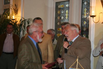 Kreispokalauslosung im Wiesbadener Rathaus