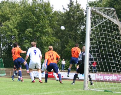 Kicking SV Wiesbaden