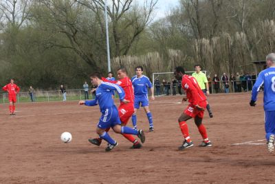 Ausw&auml;rtsspiel bei der SG Walluf