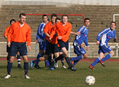 Ausw&auml;rtsspiel beim Sportverein