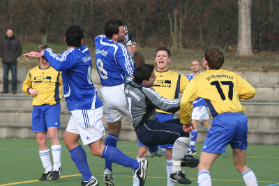 Heimspiel gegen die Sportfreunde Blau-Gelb Marburg