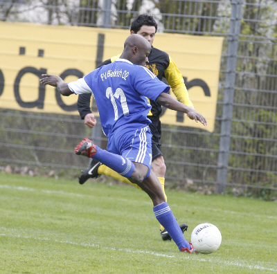 Ausw&auml;rtsspiel bei der SG Oberliederbach