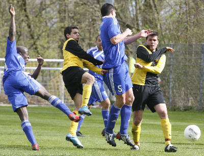Ausw&auml;rtsspiel bei der SG Oberliederbach
