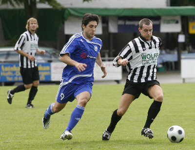 Turnier beim FC Eddersheim, Gruppenspiel gegen Germania Weilbach (18. 07. 2009)