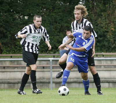 Turnier beim FC Eddersheim, Gruppenspiel gegen Germania Weilbach (18. 07. 2009)