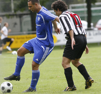 Turnier beim FC Eddersheim, Gruppenspiel gegen Germania Weilbach (18. 07. 2009)
