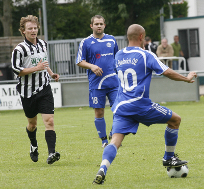 Turnier beim FC Eddersheim, Gruppenspiel gegen Germania Weilbach (18. 07. 2009)