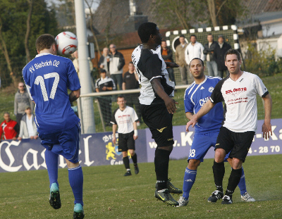 Ausw&auml;rtsspiel bei der FVgg Kastel 06