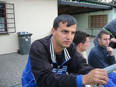 Ali G&uuml;r