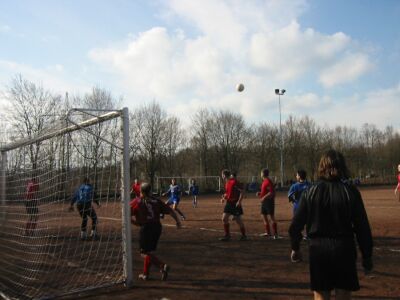 Kicking SV Sauerland