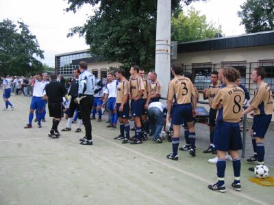 Kicking Hellas Schierstein