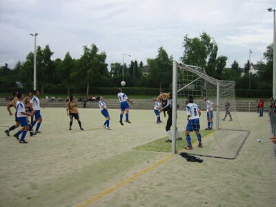 Kicking Hellas Schierstein
