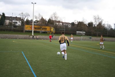 Kicking FSV Hellas