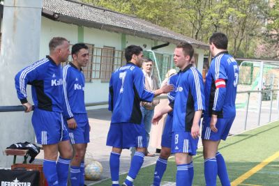 Kicking DJK Schwarz-Wei&szlig;