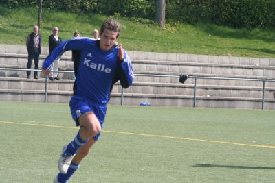 Kicking DJK Schwarz-Wei&szlig;