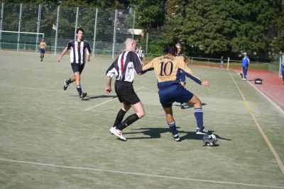 Ausw&auml;rtsspiel bei der DJK Schwarz-Wei&szlig;