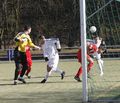 Ausw&auml;rtsspiel bei der SpVgg Am&ouml;neburg